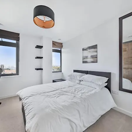 Great 2 Bed Flat With City View London Exterior foto