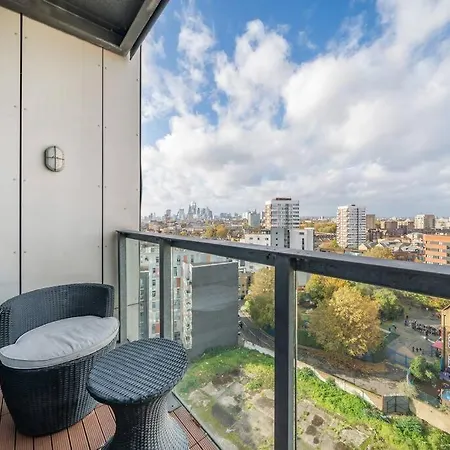 Great 2 Bed Flat With City View London Exterior foto