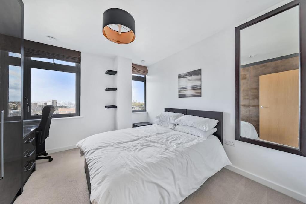 Great 2 Bed Flat With View Londres