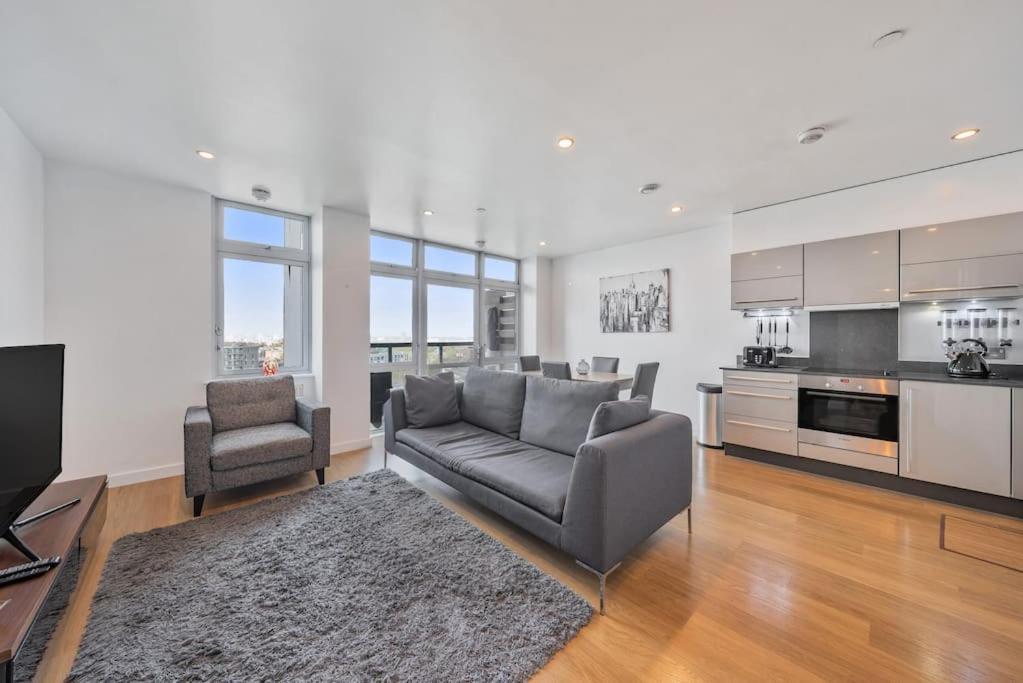 Appartement Great 2 Bed Flat With View *