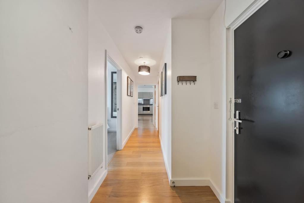 Great 2 Bed Flat With View Appartement Londres